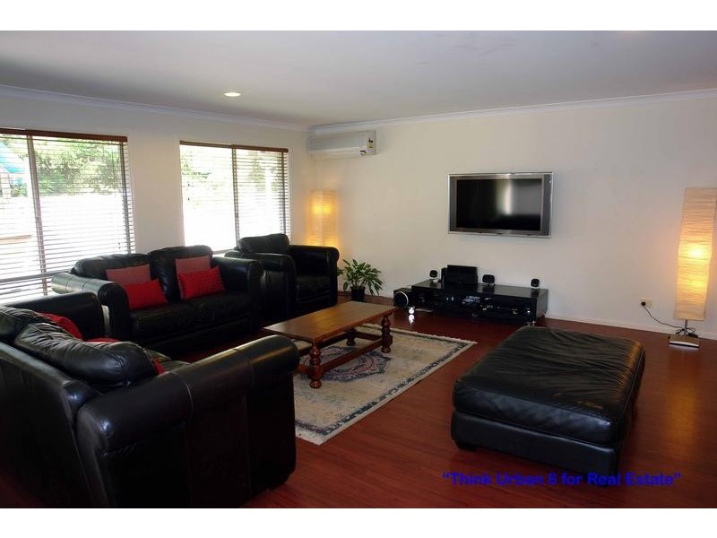 19 Joseph Avenue, Moggill QLD 4070